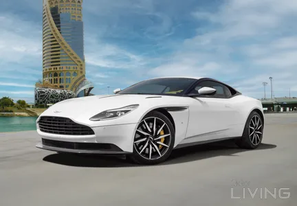 Aston Martin DB11  2017